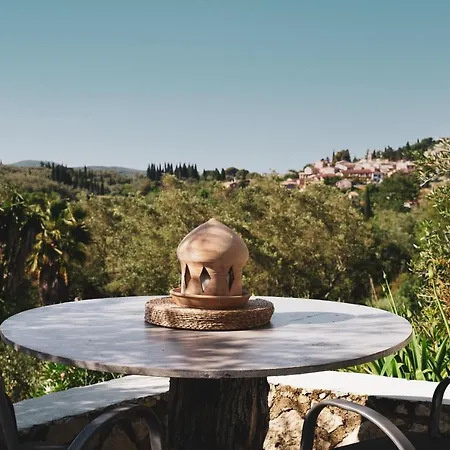 Semesterbostad Dimoulitsa Complex Doukádes